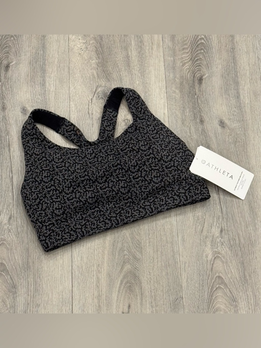 Athleta Ultimate Textured Black Heather Patterned Racerback Sports Bra D-DD+